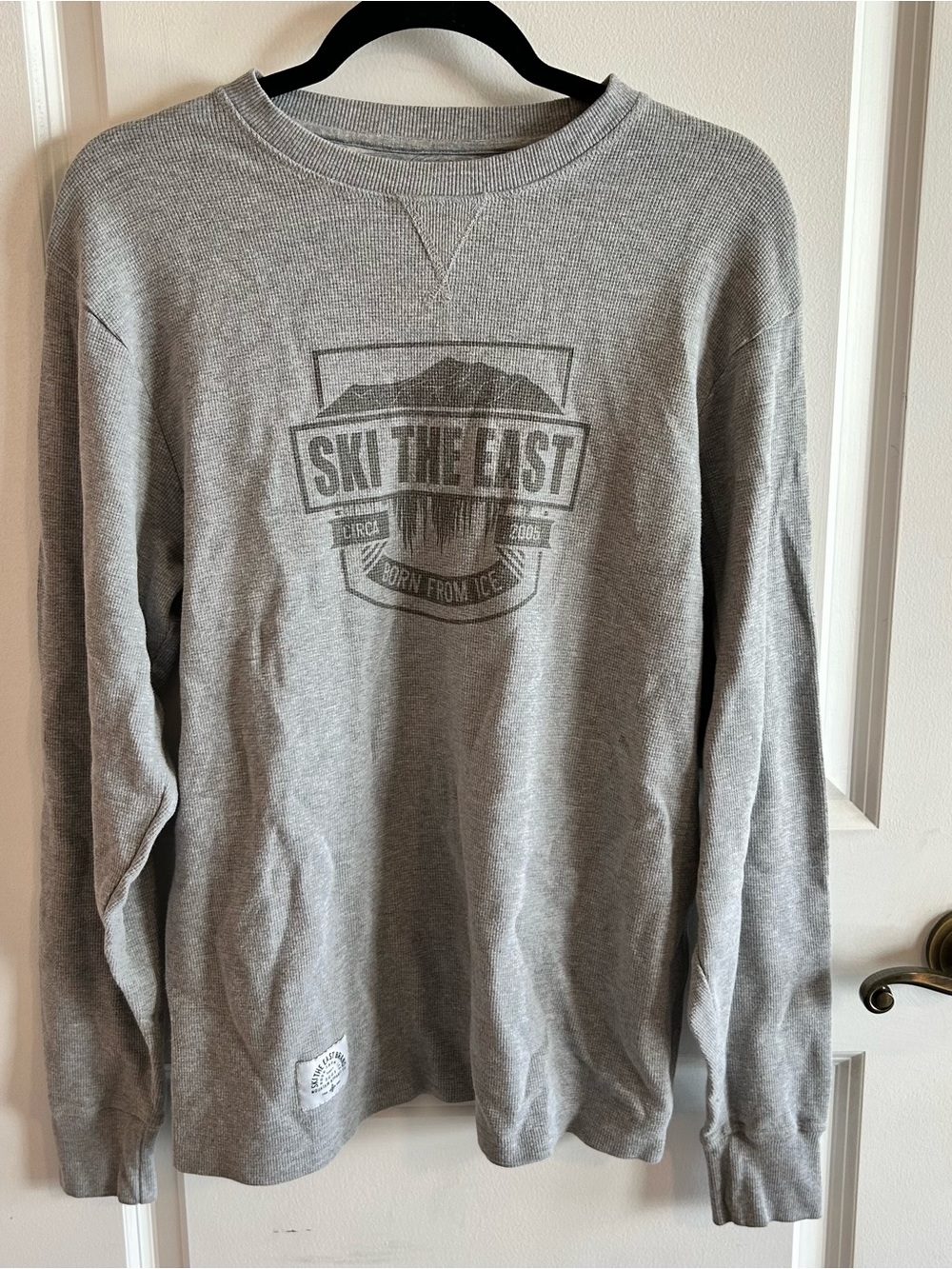 Ski The East Grey Men's Crewneck Sweater